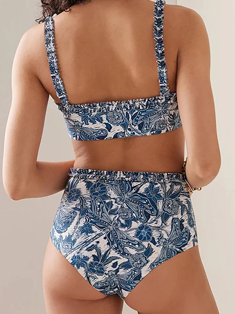 Well Tailored Garment with a Graceful Silhouette