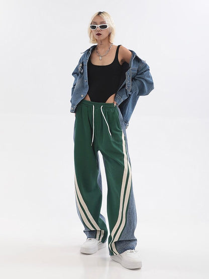 Effortlessly Elegant Pants with a Timeless Design
