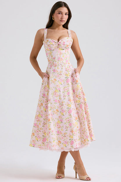 Classic Vintage & Enduringly Stylish Dress