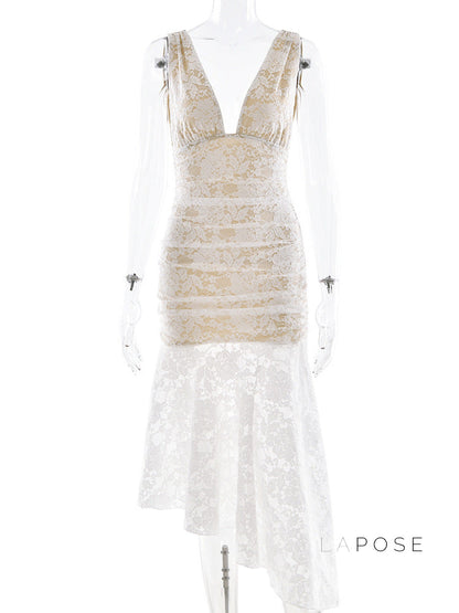 Well Tailored Dress with a Graceful Silhouette