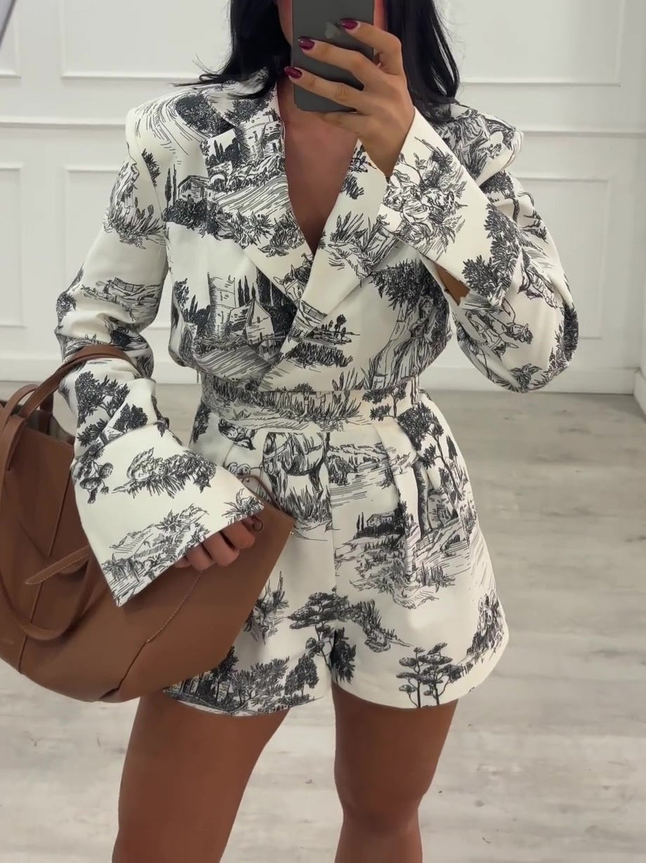 Sophisticated Garment with a Clean Classic Look