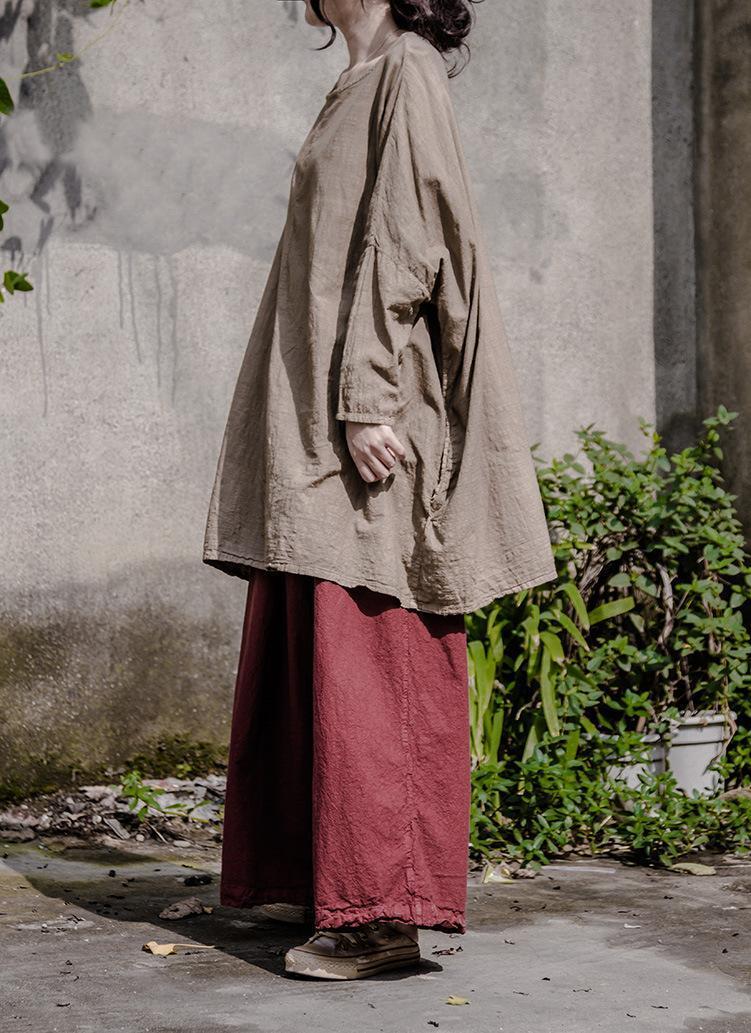 Well Tailored Pants with a Graceful Silhouette