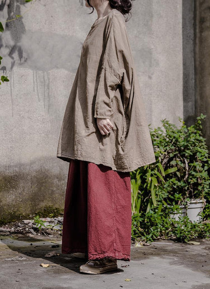 Well Tailored Pants with a Graceful Silhouette
