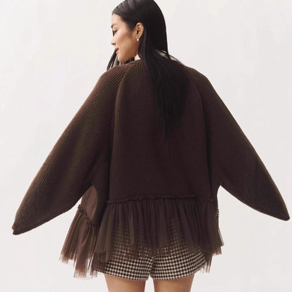 Effortlessly Elegant Cardigan with a Timeless Design