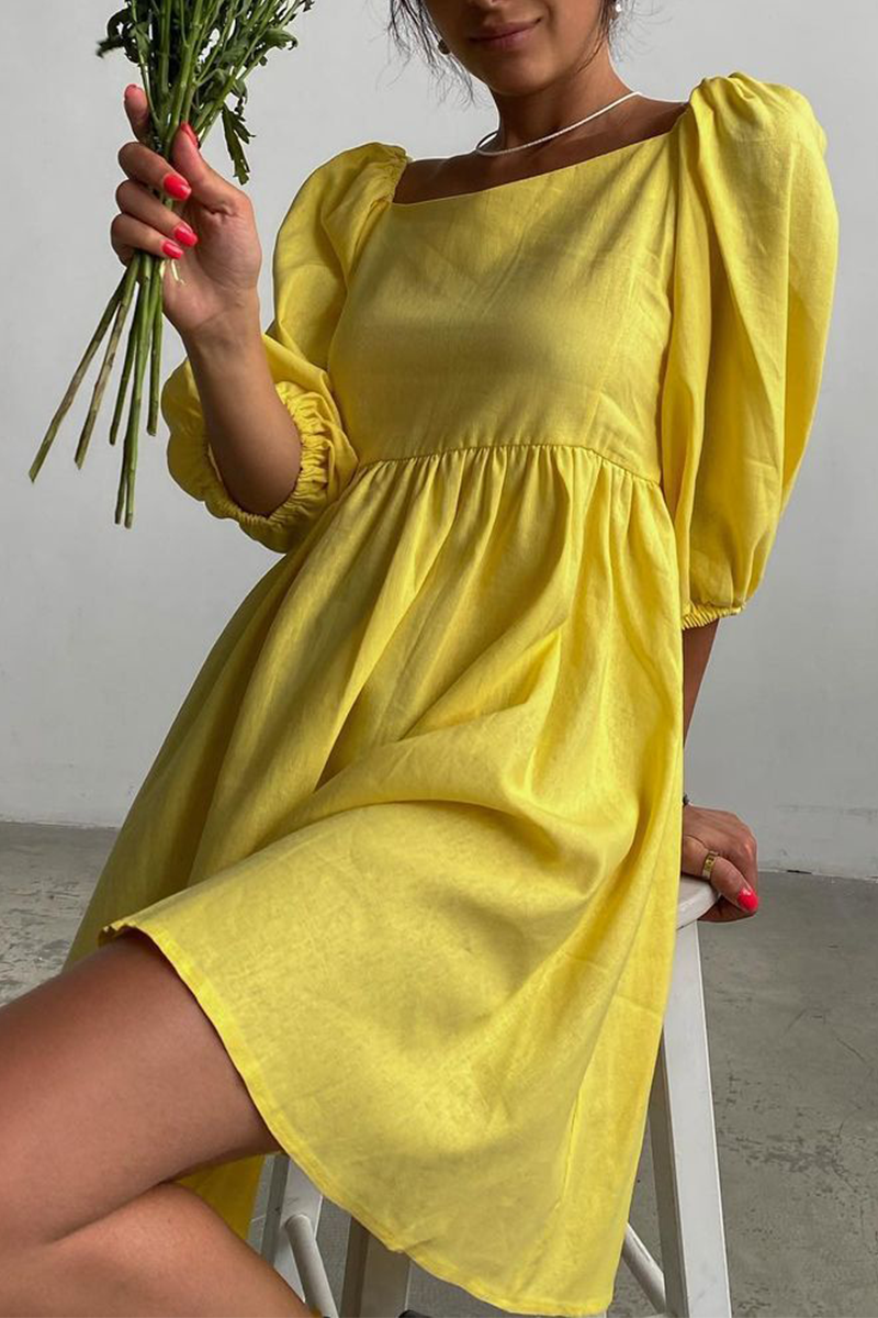 Gracefully Styled Dress for Any Occasion