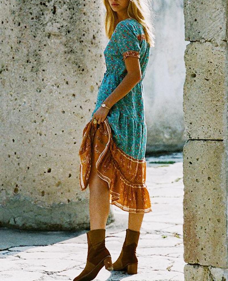 Beautifully Finished Dress in a Timeless Design