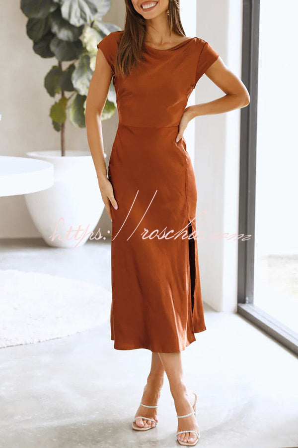 Polished Dress with an Effortless Classic Look