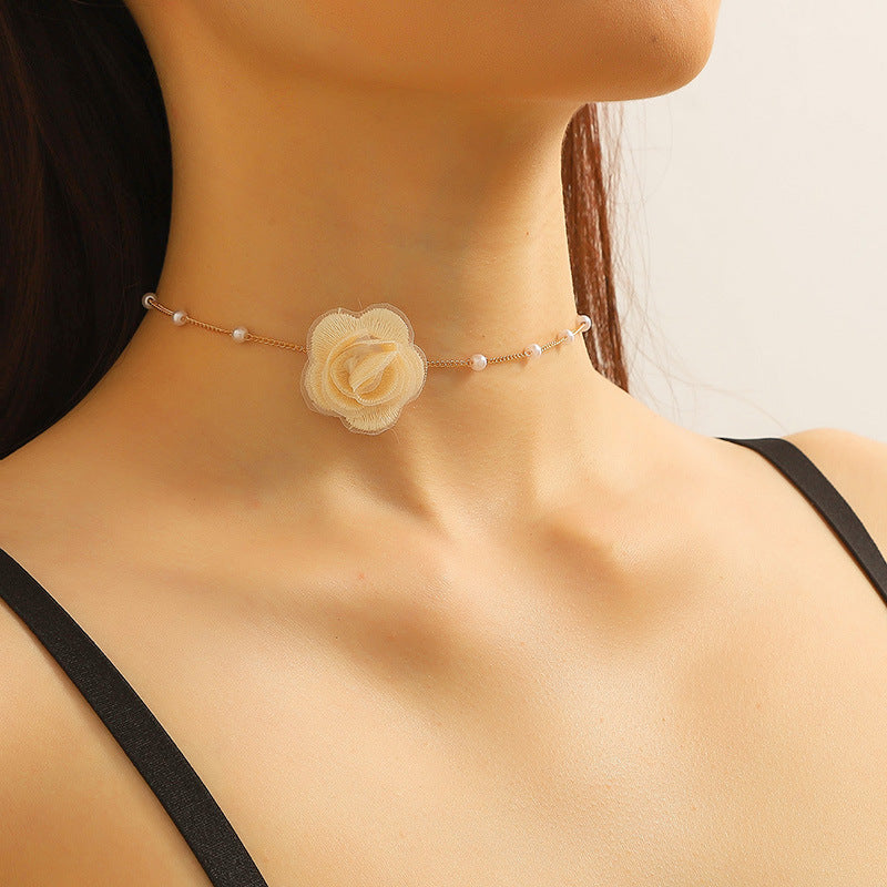 Romantic Pearl Necklace for Special Moments