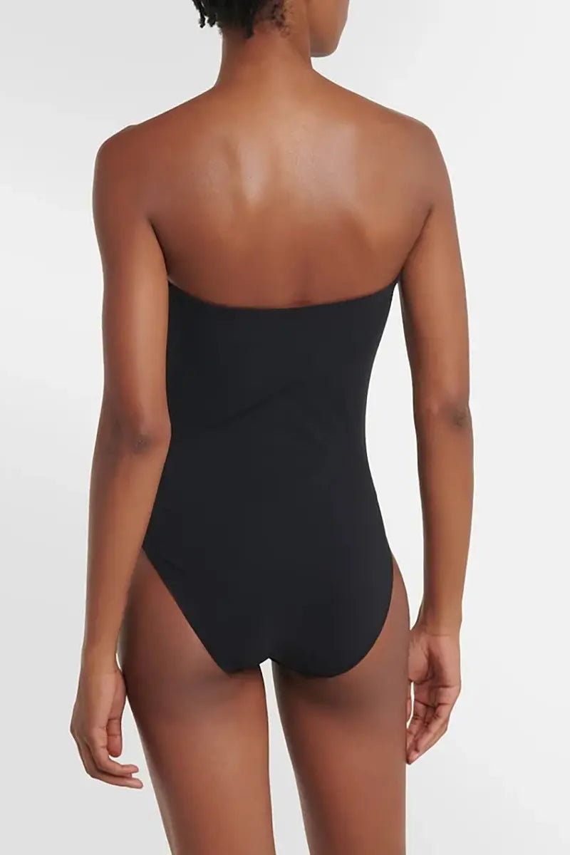 Gracefully Styled Garment for Any Occasion