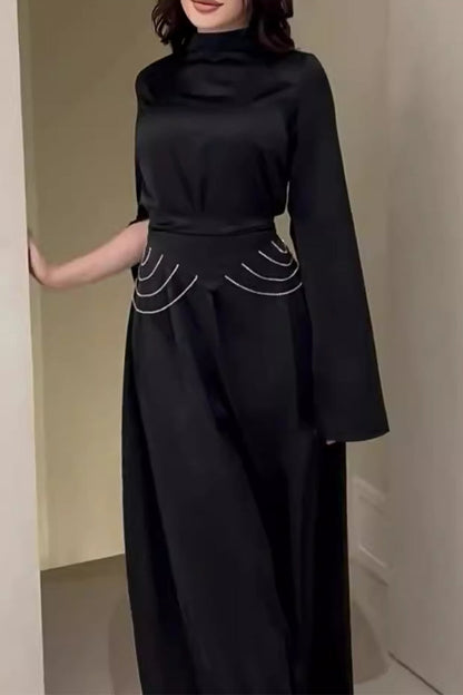 Polished Dress with an Effortless Classic Look