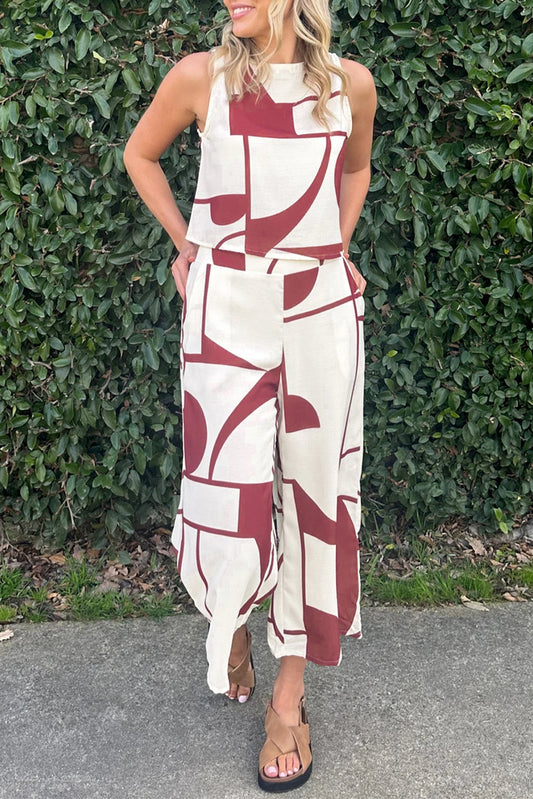 Well Tailored Pants with a Graceful Silhouette
