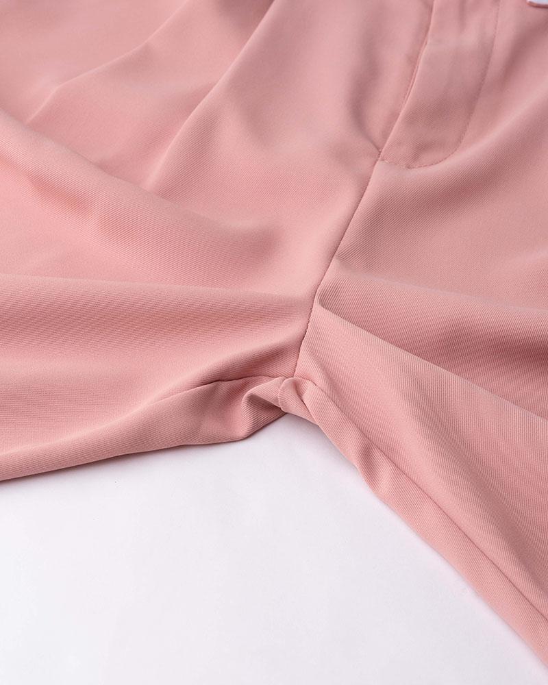 Classic Vintage Pants with a Flattering Fit