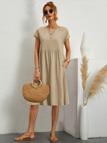 Classic Vintage Dress with a Flattering Fit