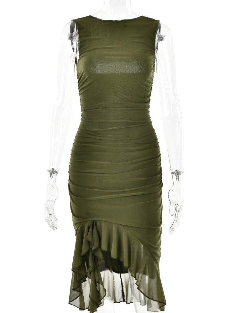 Well Tailored Dress with a Graceful Silhouette
