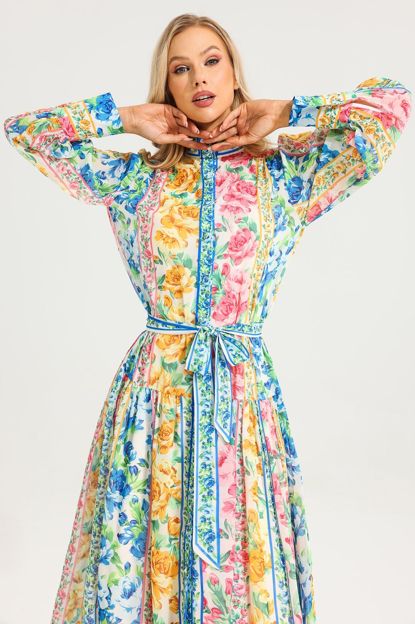 Well Tailored Dress with a Graceful Silhouette