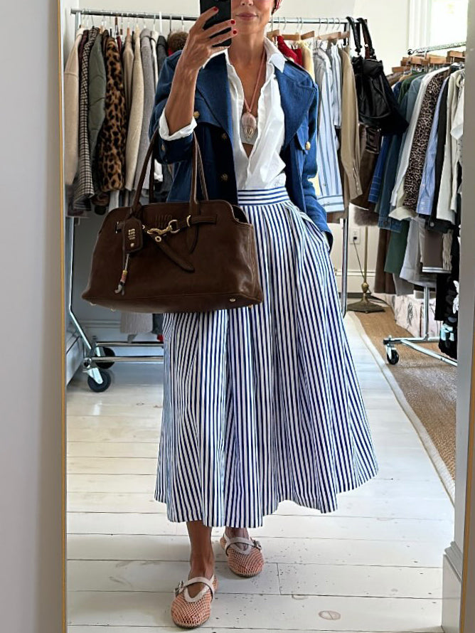 Sophisticated Garment with a Clean Classic Look