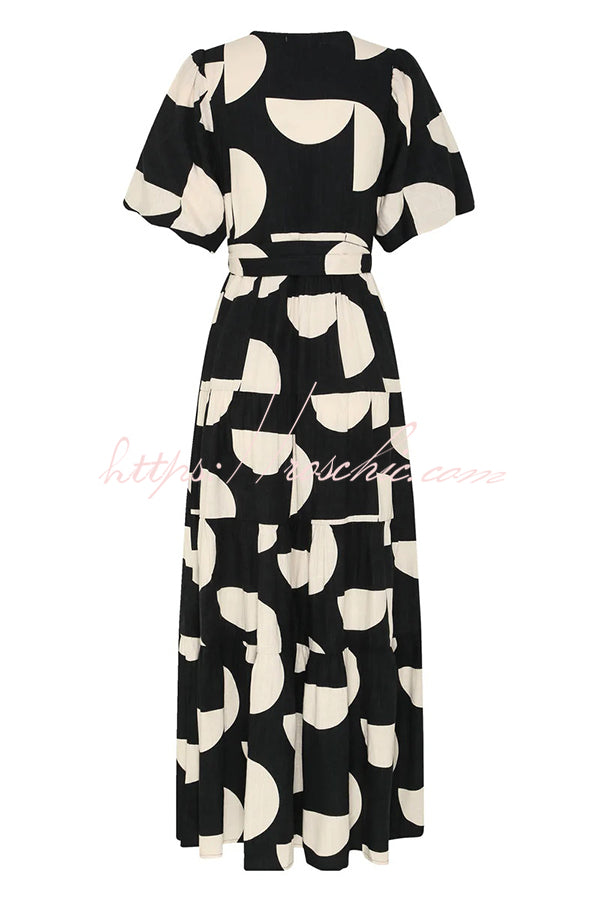 Gracefully Styled Dress for Any Occasion