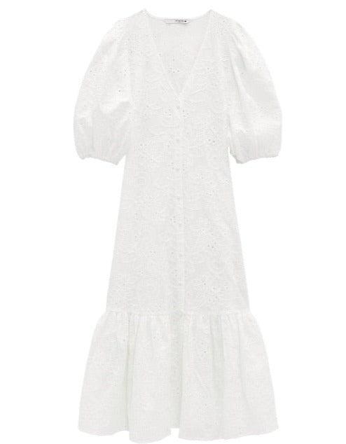 Beautifully Crafted Dress in a Classic Style