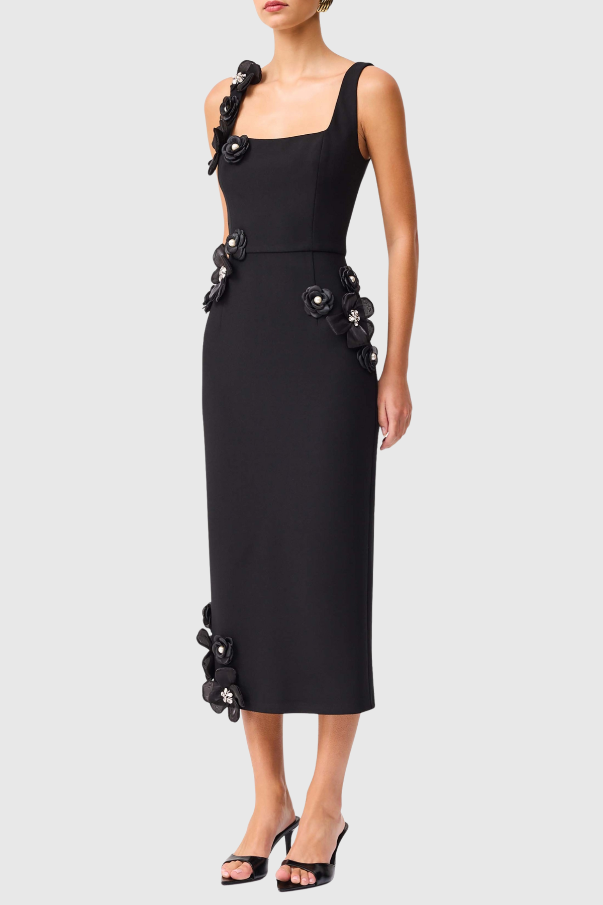 Classic Vintage Dress with a Flattering Fit