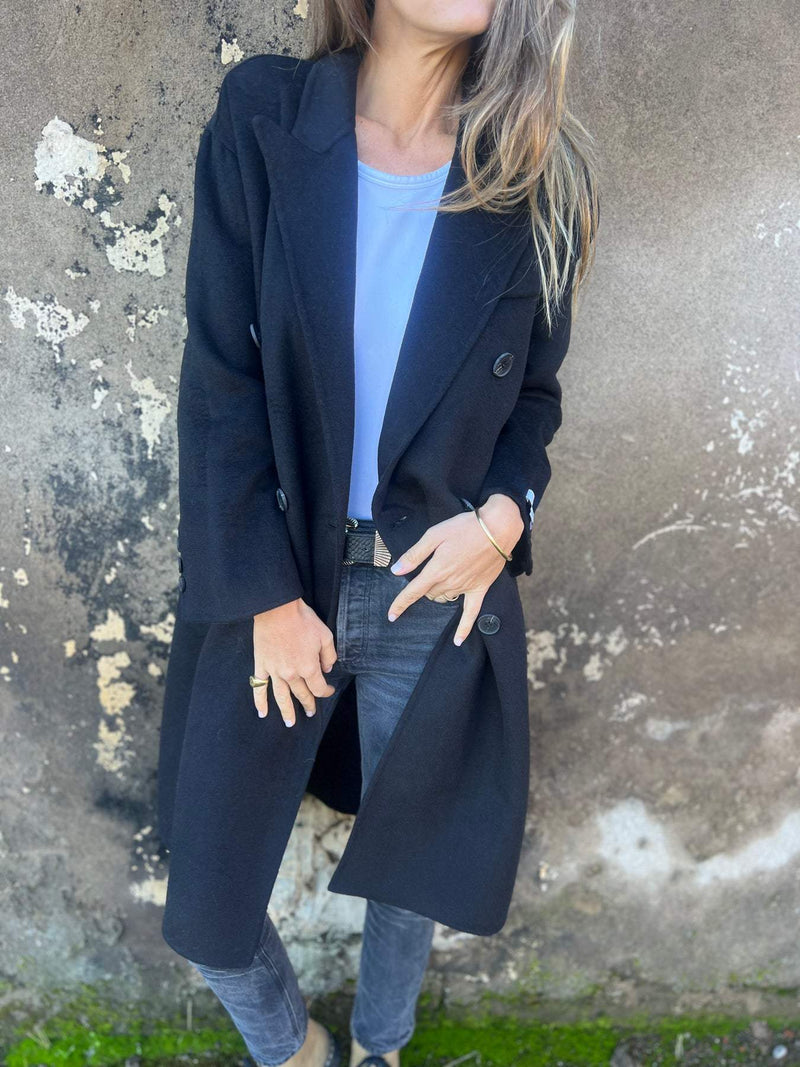 Beautifully Crafted Jacket in a Classic Style