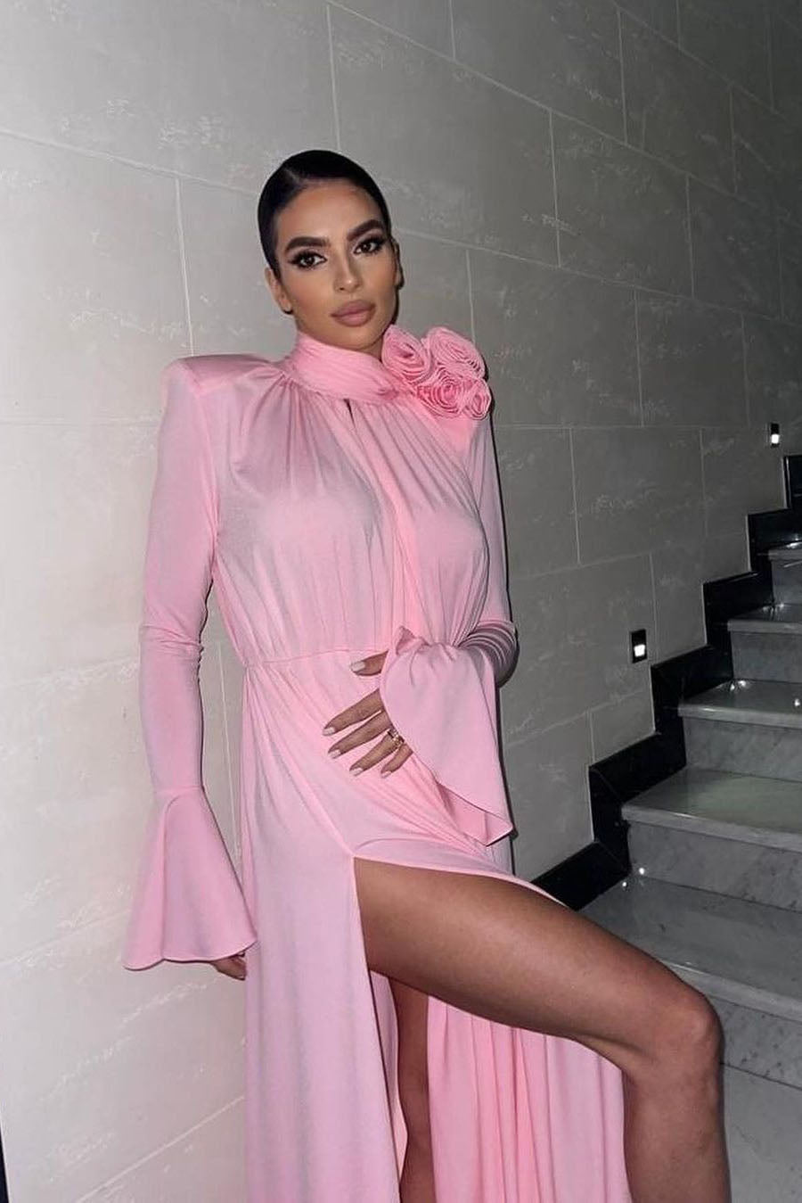 Polished Dress with an Effortless Classic Look