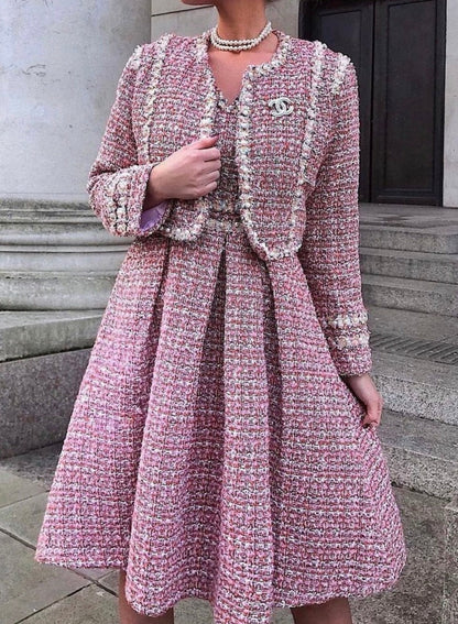 Gracefully Styled Jacket for Any Occasion