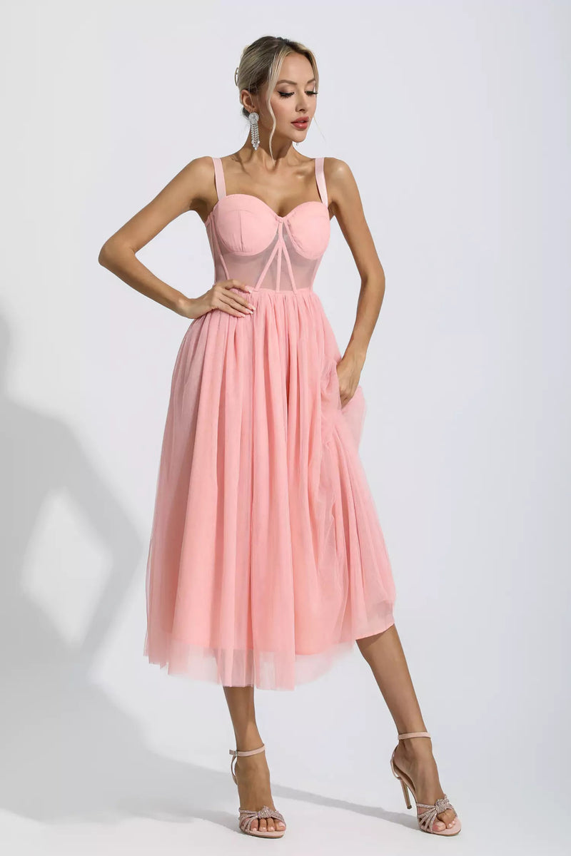 Polished Dress with an Effortless Classic Look