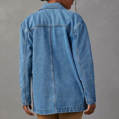 Sophisticated Garment with a Clean Classic Look