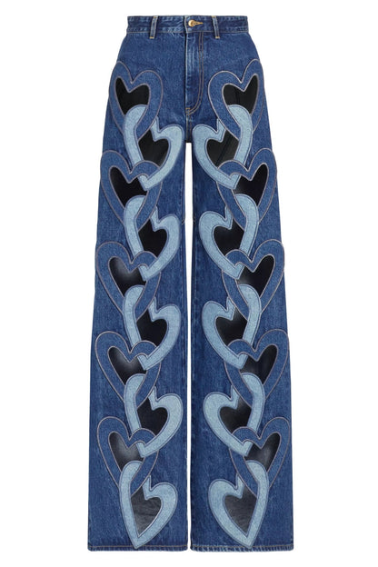 Beautifully Finished Garment in a Timeless Design