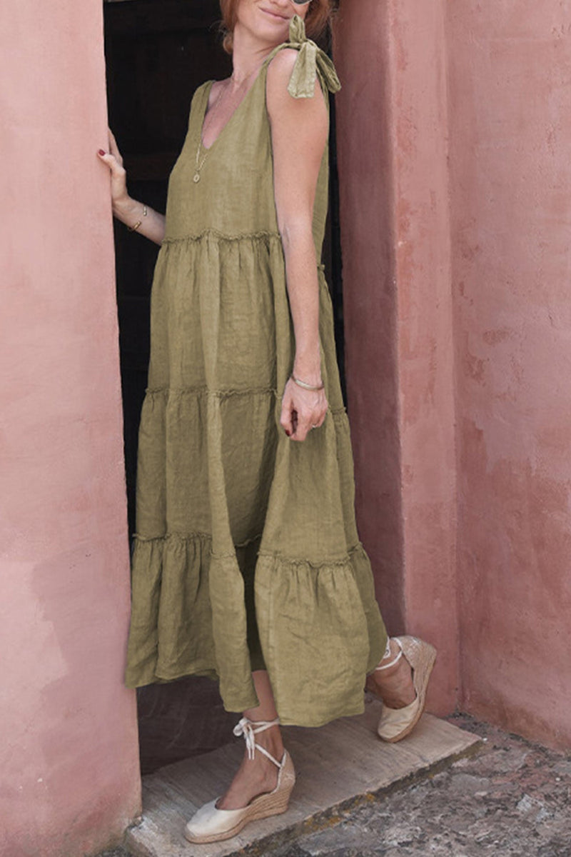 Effortlessly Elegant Dress with a Timeless Design