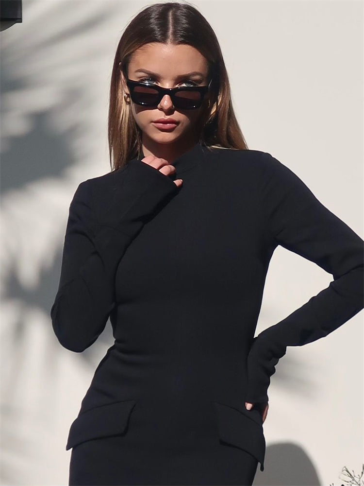 Beautifully Finished Dress in a Timeless Design