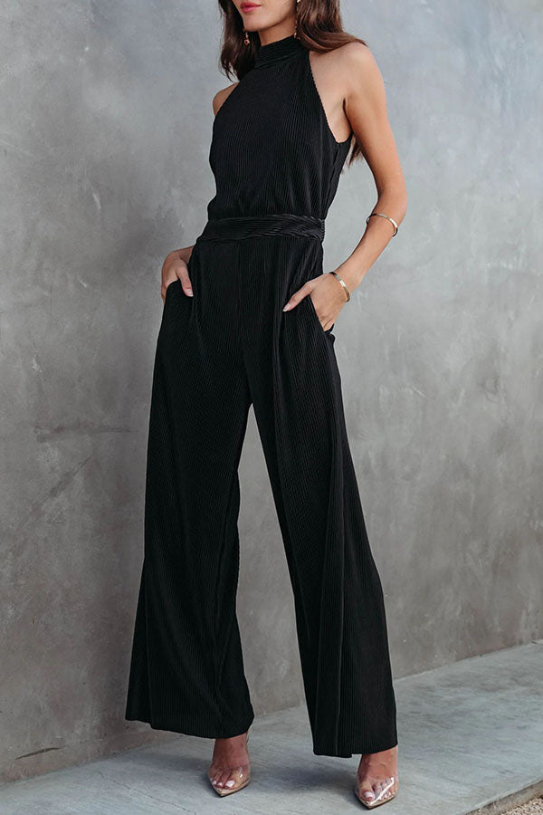Well Tailored Garment with a Graceful Silhouette