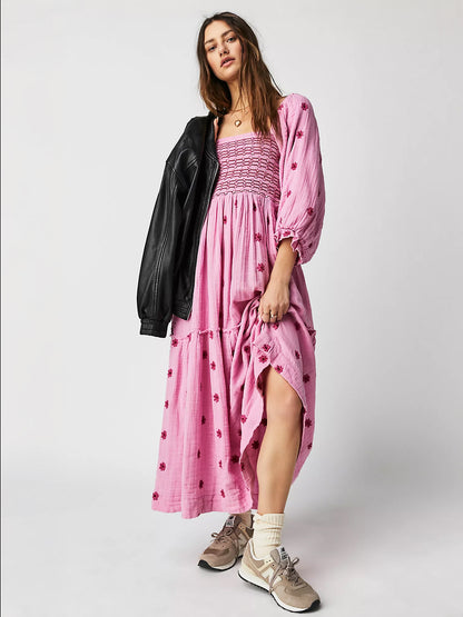 Classic Vintage Dress with a Flattering Fit