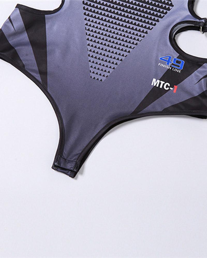 Effortlessly Elegant Garment with a Timeless Design