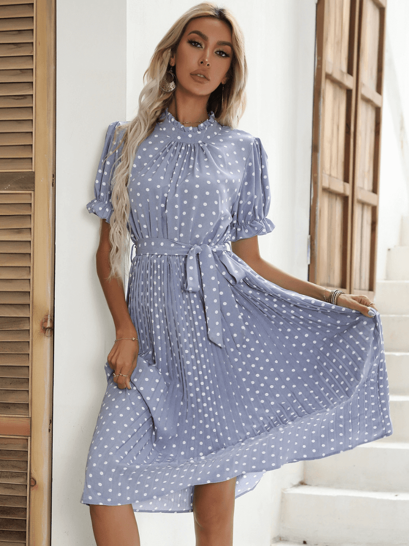 Classic Vintage Dress with a Flattering Fit