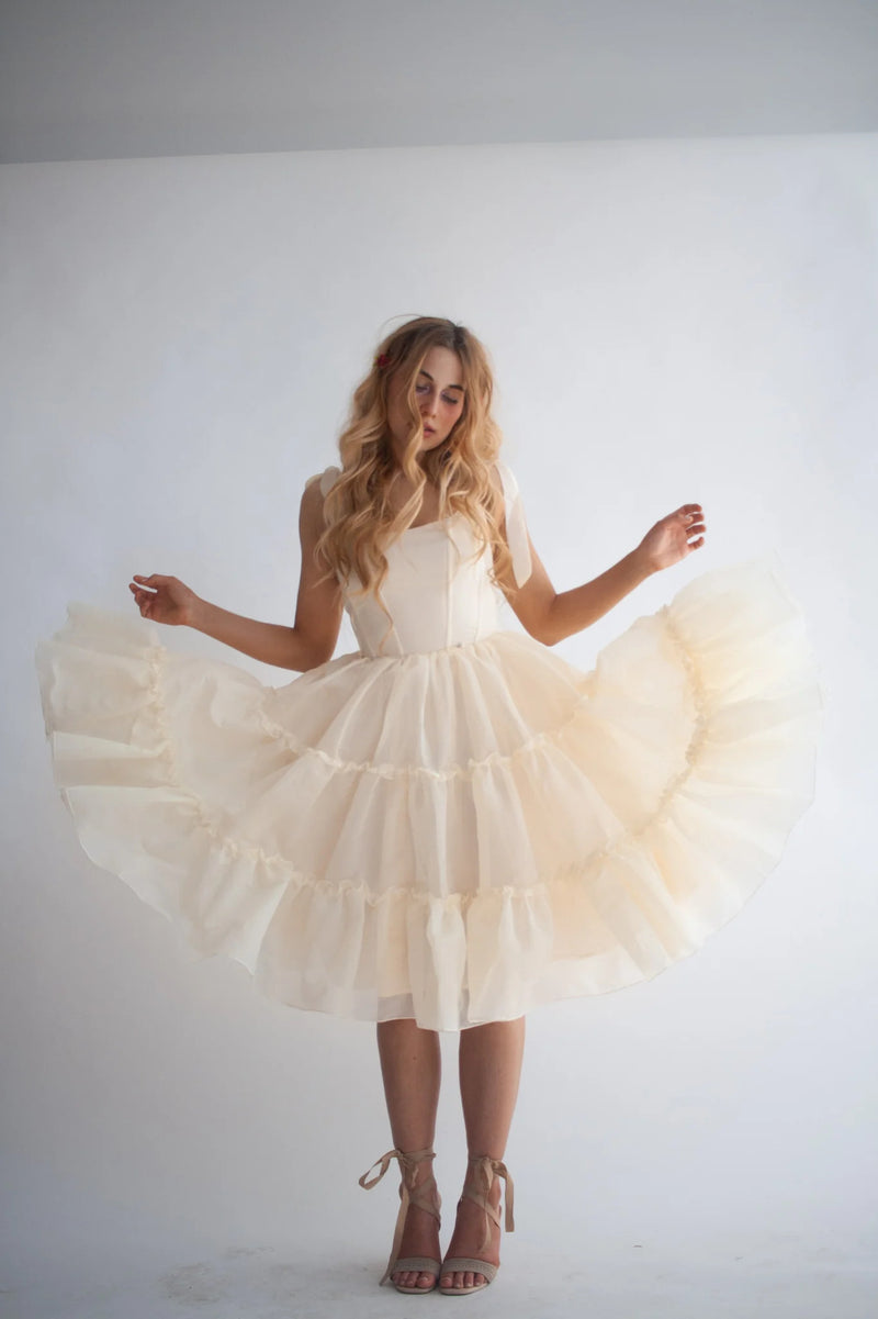 Polished Dress with an Effortless Classic Look