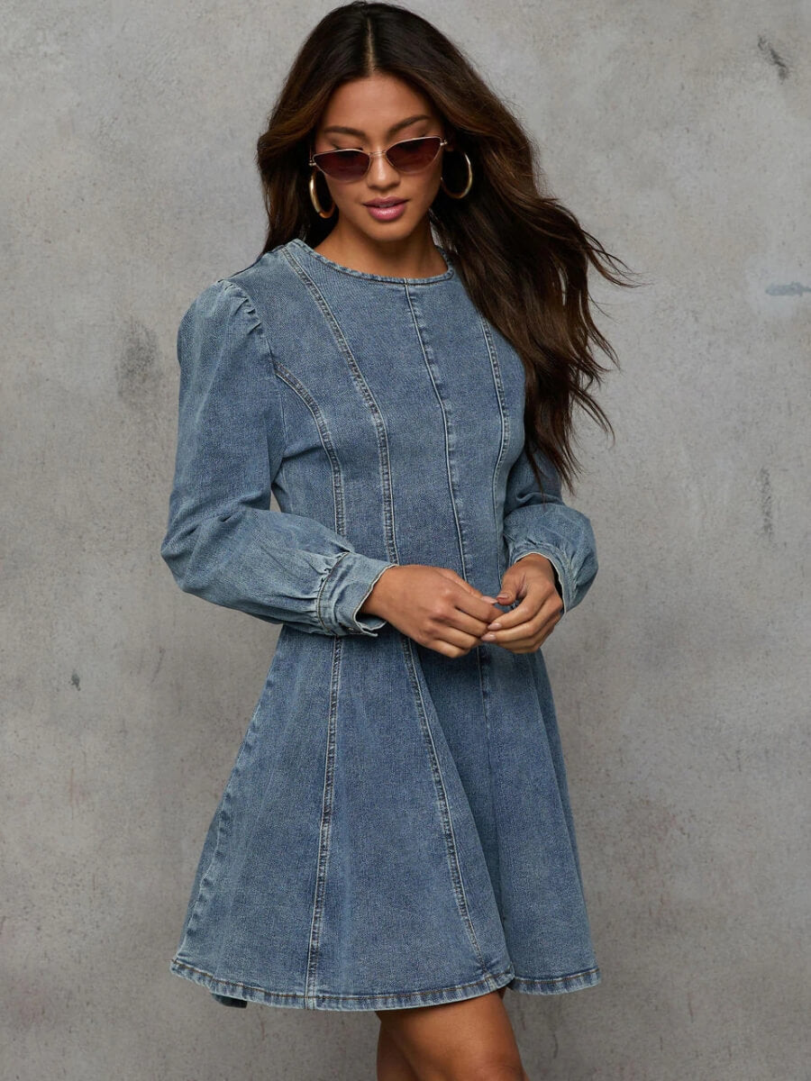Gracefully Styled Dress for Any Occasion
