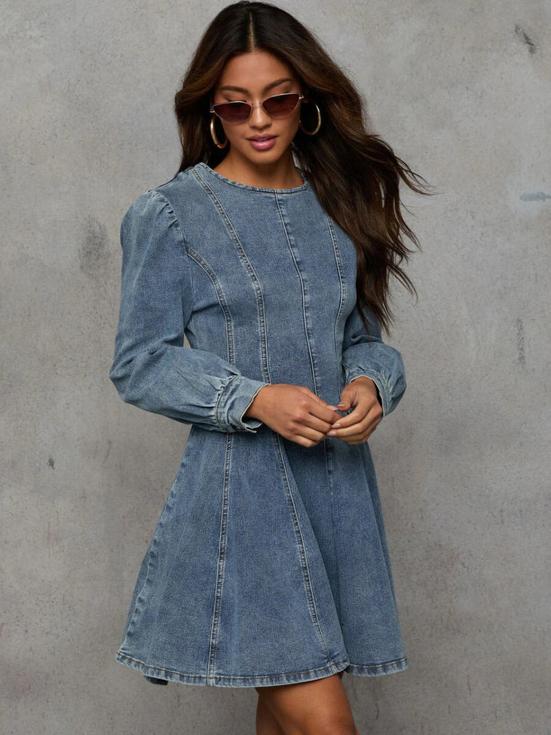 Gracefully Styled Dress for Any Occasion