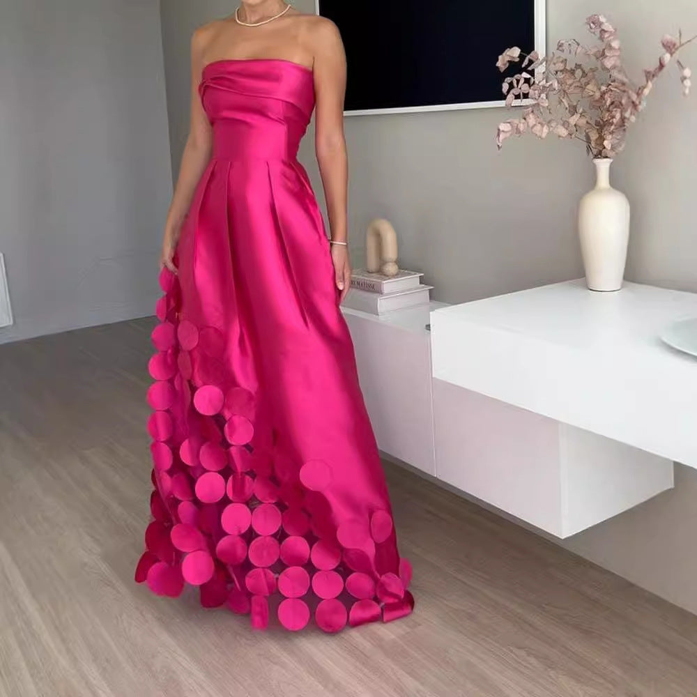Gracefully Styled Dress for Any Occasion