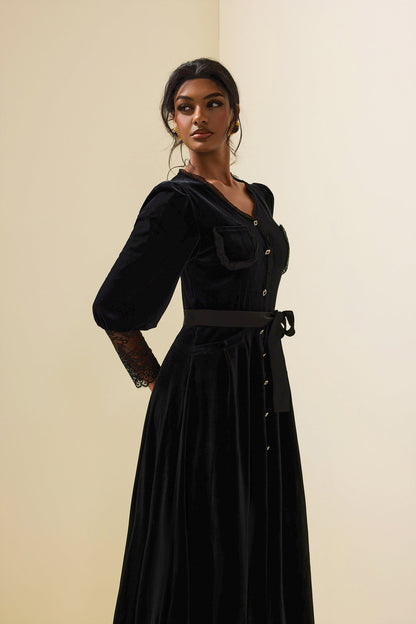 Sophisticated Dress with a Clean Classic Look