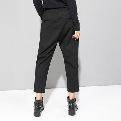 Elegantly Styled Pants for Everyday Wear