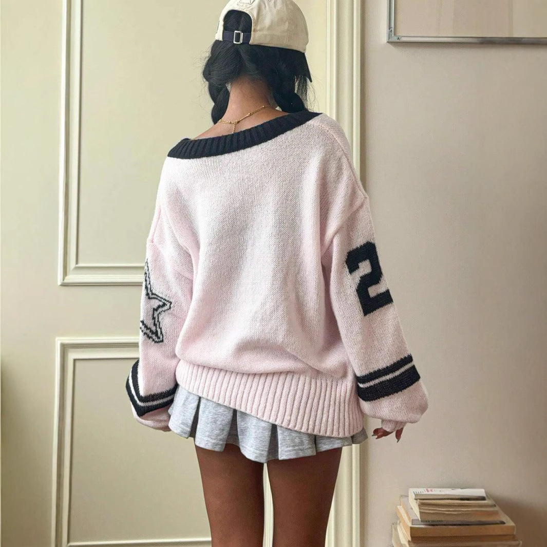 Classic Vintage Sweater with a Flattering Fit