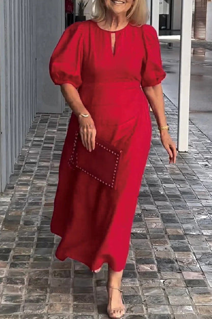 Classic Vintage Dress with a Flattering Fit