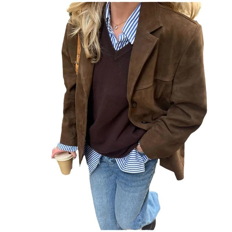 Well Tailored Jacket with a Graceful Silhouette