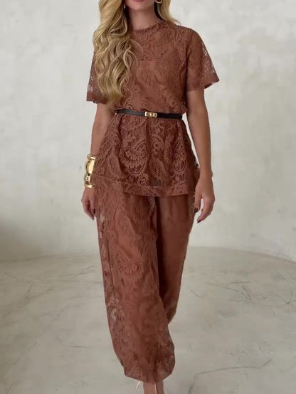 Sophisticated Pants with a Clean Classic Look