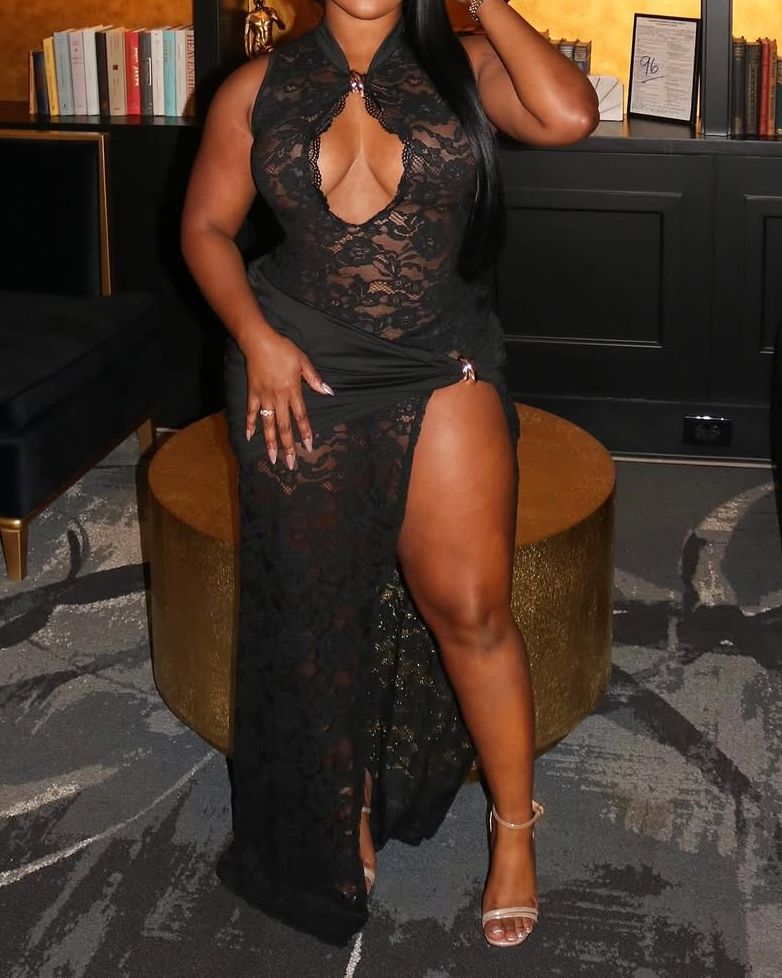 Gracefully Styled Dress for Any Occasion
