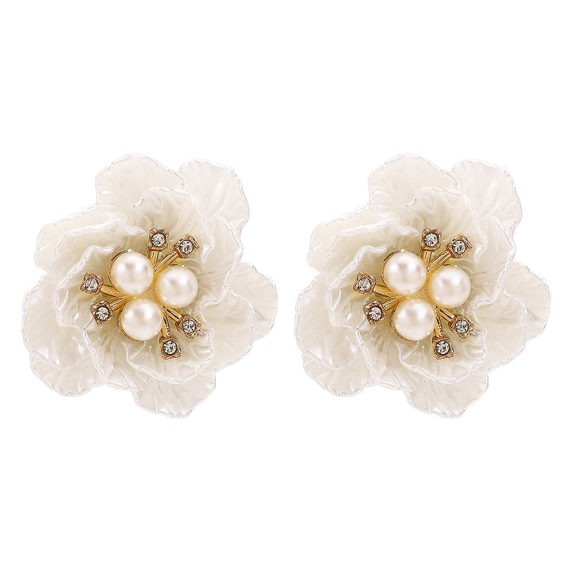 Stunning Pearl Necklace for Daily Wear