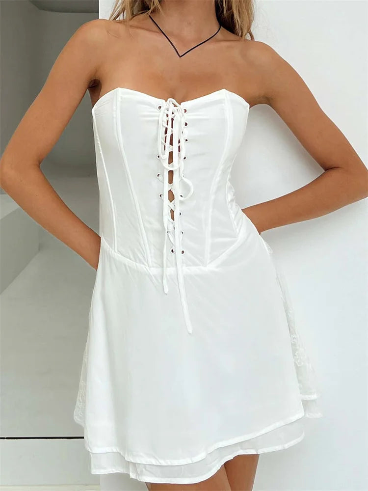 Effortlessly Elegant Dress with a Timeless Design