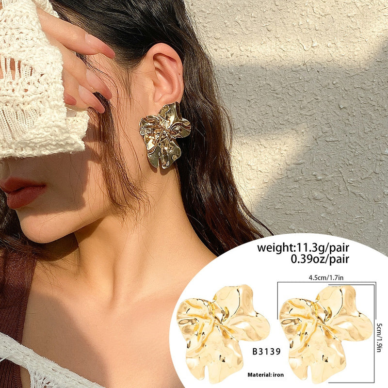Classic Earring with Timeless Appeal