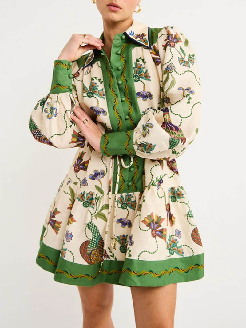 Classic Vintage Dress with a Flattering Fit